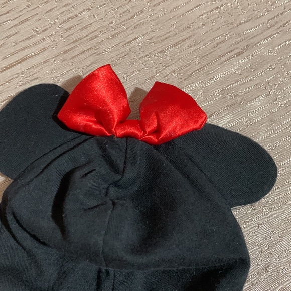 Disney Baby Onsie One Piece Red Black Minnie Mouse NB NewBorn - Picture 16 of 16